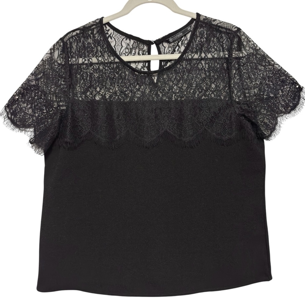 Cortelle 46 black scalloped lace top short sleeves fairygoth dark fairy top NWOT